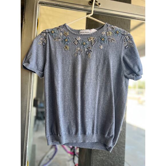 Vintage 1980's Blue Alfred Dunner Embroidered Short Sleeve Top Size Small - Picture 1 of 3